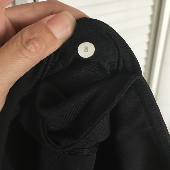 Lululemon Wunder Under Mid-Rise Capri. - Picture 7 of 7